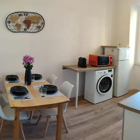 Apartment Domus Adriano *